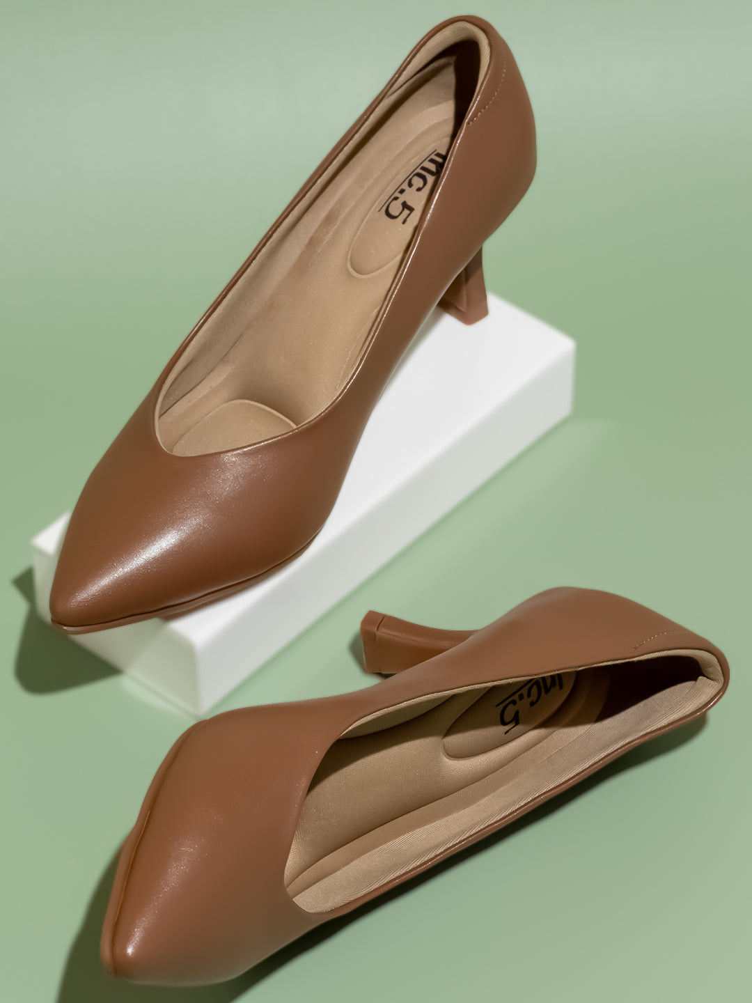 Women Chikoo Pointed-Toe Slim Heel Pumps