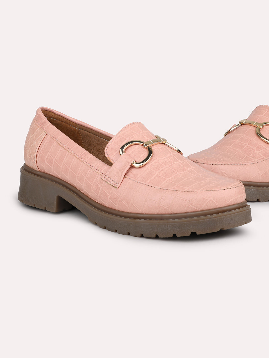 Women Peach Buckle Detail Moccasins