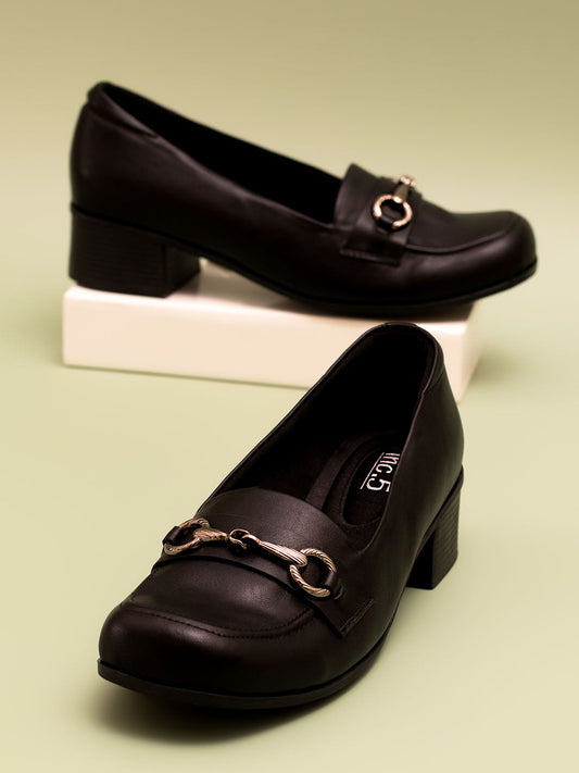 Women Black Buckle Detail Square Toe Moccasins