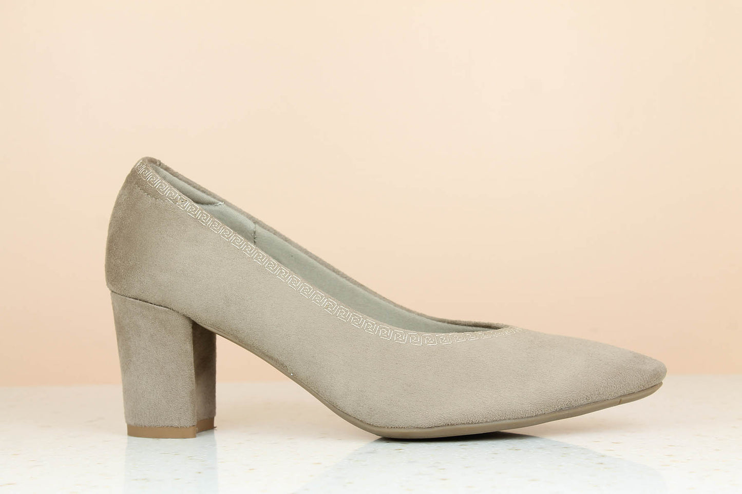 Women Chikoo Suede Block Pumps