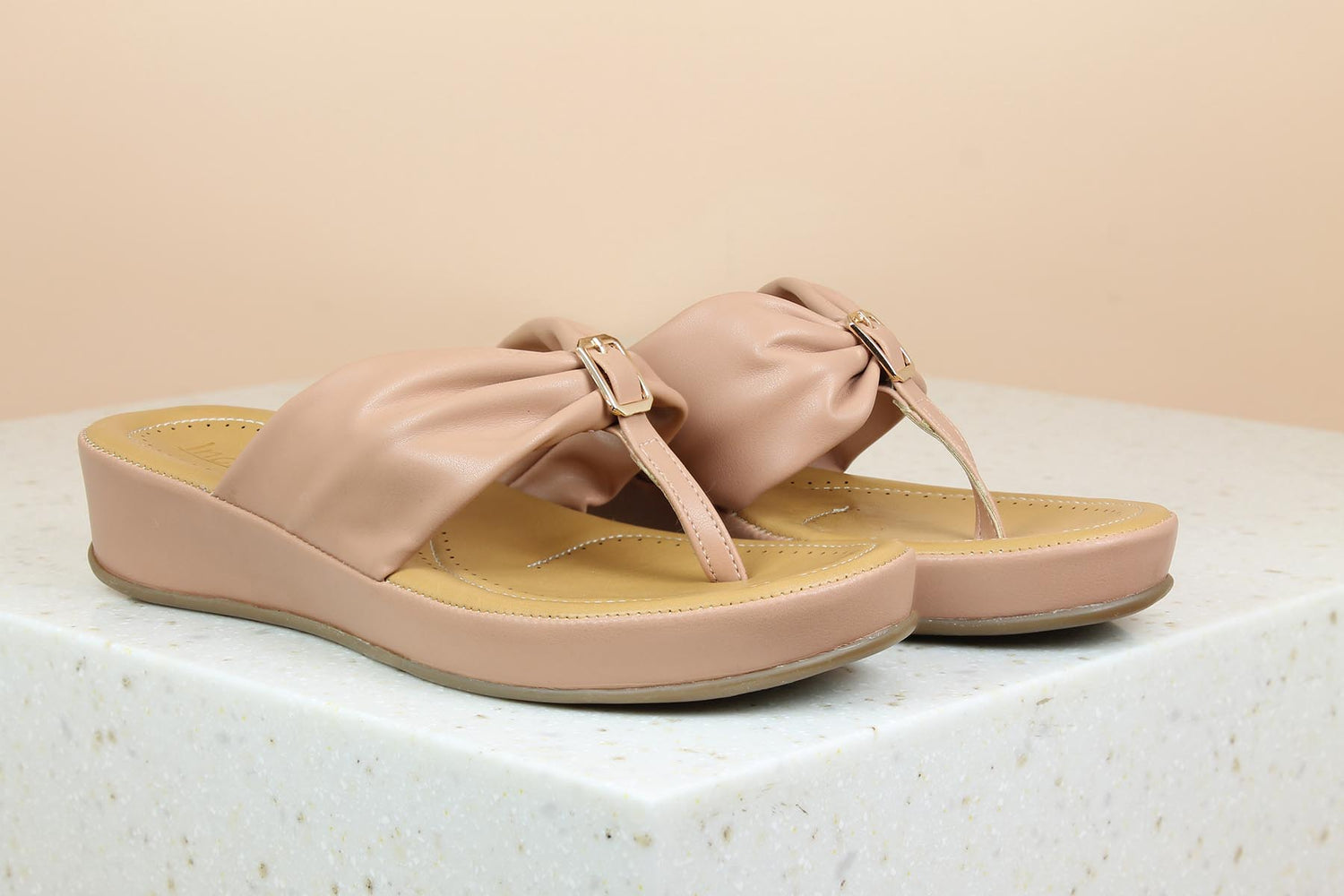 Women Peach Solid Comfort Sandals