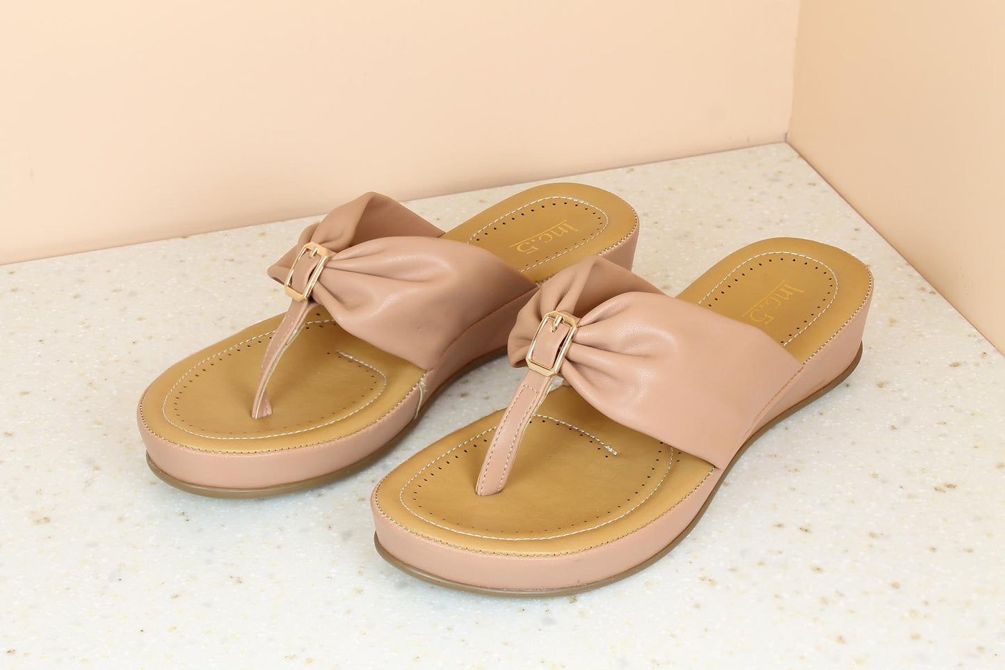 Women Peach Solid Comfort Sandals