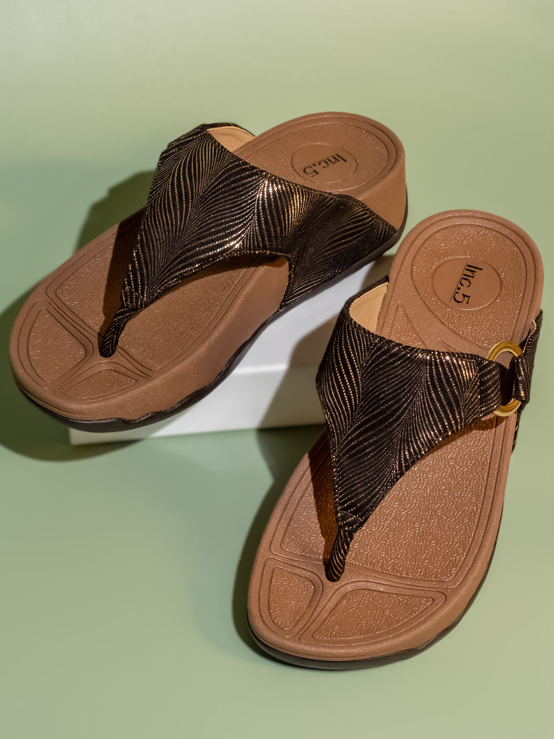 Women Antique Embellished Comfort Heels