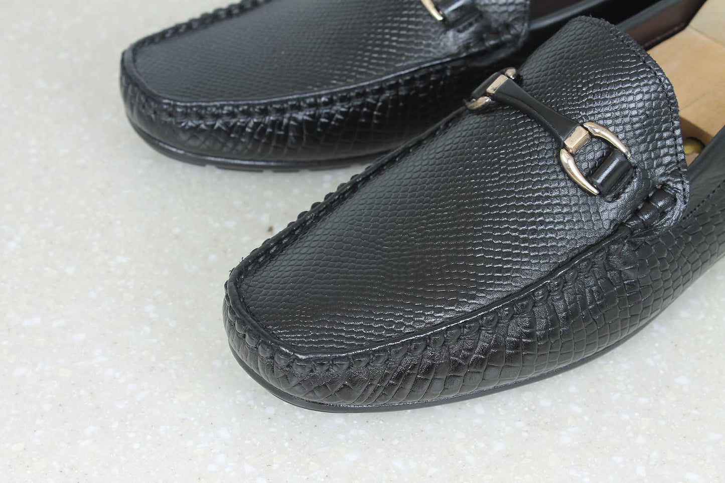 Privo Textured Driving Shoe-Black For Men